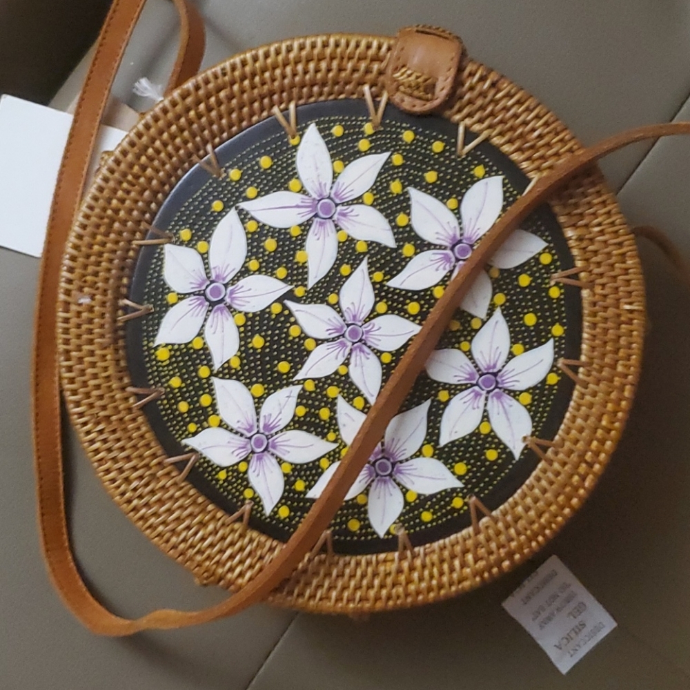 8" across 3" deep perfect fall colors artesian bag
